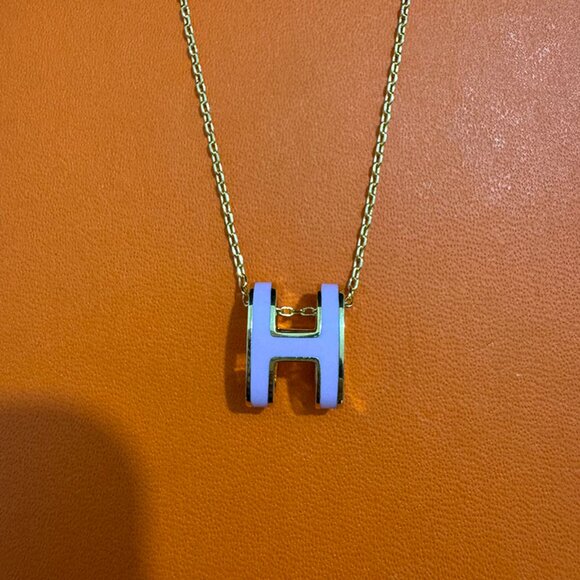 Hermès Gold Classic H Logo Necklace - Picture 2 of 6